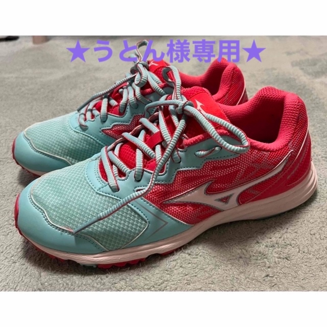 MIZUNO(ミズノ)のミズノ　ジュニア　シューズ　22.5cm スポーツ/アウトドアのランニング(シューズ)の商品写真