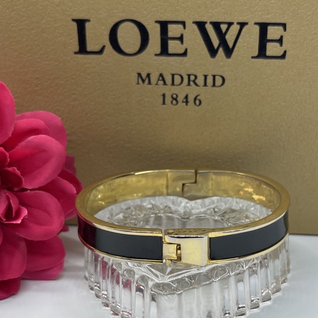 LOEWE(ロエベ)のLOEWE(ロエベ)  バングル  ブレスレット レディースのアクセサリー(ブレスレット/バングル)の商品写真