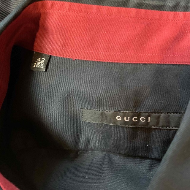 Gucci(グッチ)の2008A/W【希少】GUCCI バッヂ装飾シャツ 42 グッチ メンズのトップス(シャツ)の商品写真