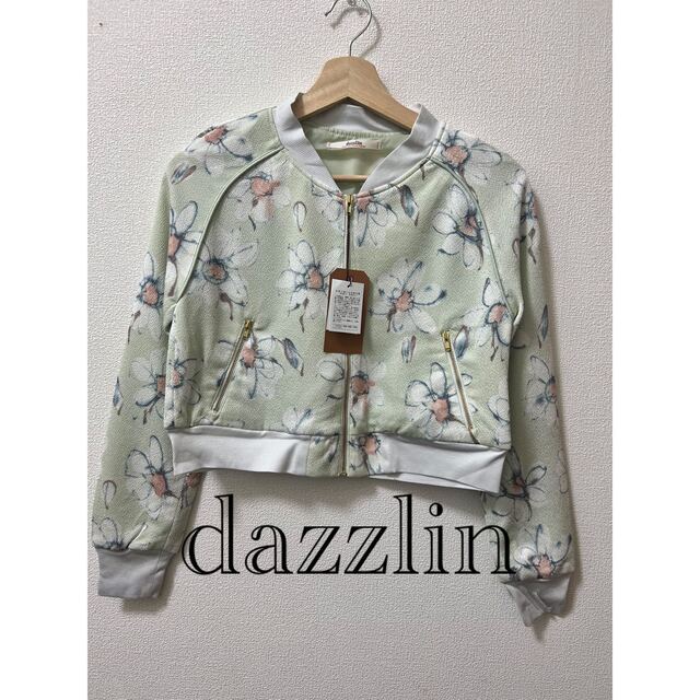 dazzlin(ダズリン)の新品 タグ付き dazzlin 春ジャケット 花柄 レディースのジャケット/アウター(ノーカラージャケット)の商品写真