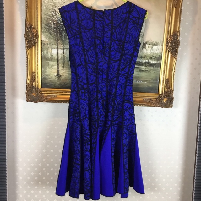 TADASHI SHOJI(タダシショウジ)の新品☆ TADASHI SHOJI サイズM 【TADA102】 レディースのワンピース(ひざ丈ワンピース)の商品写真