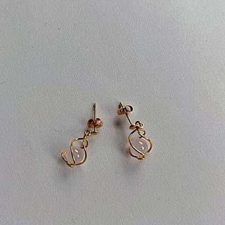 ピアス(ピアス)