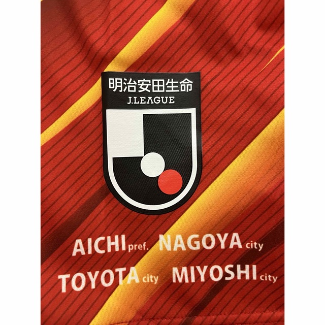 MIZUNO(ミズノ)の名古屋グランパス　2021 レプリカユニフォーム スポーツ/アウトドアのサッカー/フットサル(ウェア)の商品写真