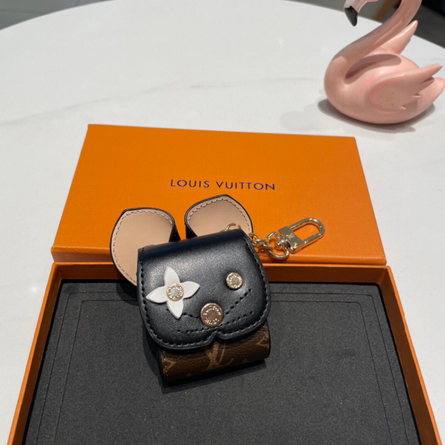 Louis Vuitton Airpods Pro Case Cat