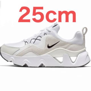 ナイキ(NIKE)のナイキ RYZ 365 白 25cm(スニーカー)