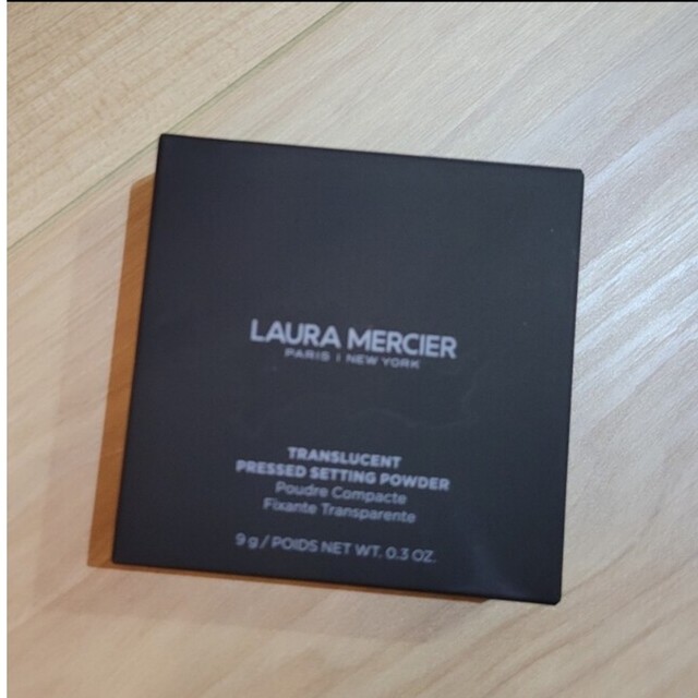 laura mercier(ローラメルシエ)のLAURA MERCIER トランスルーセント プレスト セッティング パウダー コスメ/美容のベースメイク/化粧品(フェイスパウダー)の商品写真