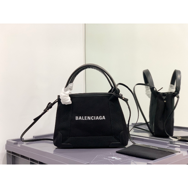 Balenciaga - バレンシアガトートバッグ、ミニトート、ショルダーバック新品❤️