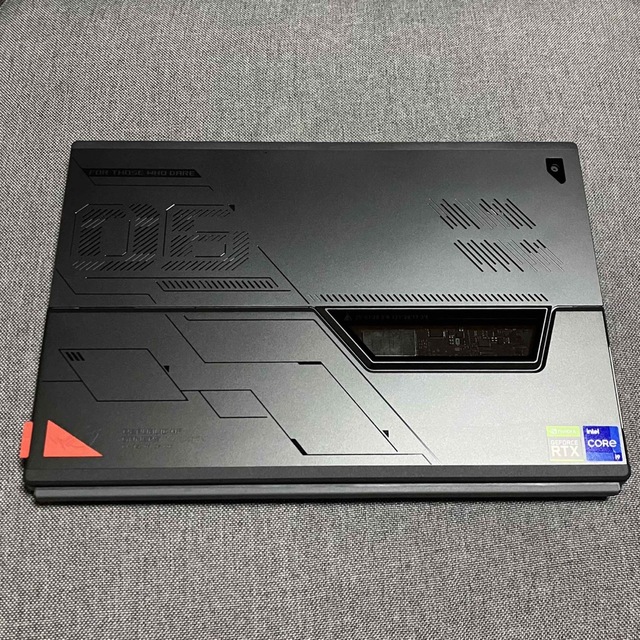 ASUS(エイスース)のROG Flow Z13 GZ301ZE＋オマケ【ゲーミングノート スマホ/家電/カメラのPC/タブレット(ノートPC)の商品写真