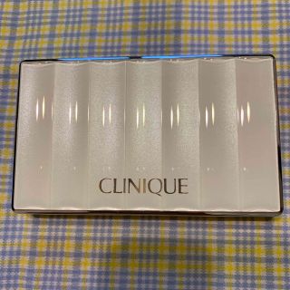 クリニーク(CLINIQUE)のクリニーク  イーブンベター パウダーメイクアップ　数回使用(ファンデーション)