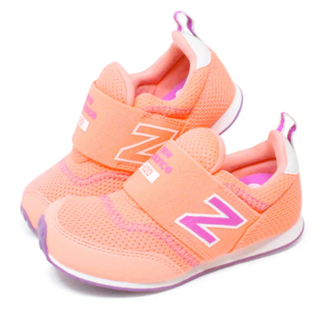 New Balance(ニューバランス)の専用⭐︎ニューバランス　スニーカー　スリッポン　KS620 キッズ/ベビー/マタニティのキッズ靴/シューズ(15cm~)(スニーカー)の商品写真