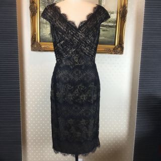 タダシショウジ(TADASHI SHOJI)の新品☆ TADASHI SHOJI ブラック　サイズM 【TADA121】(ひざ丈ワンピース)