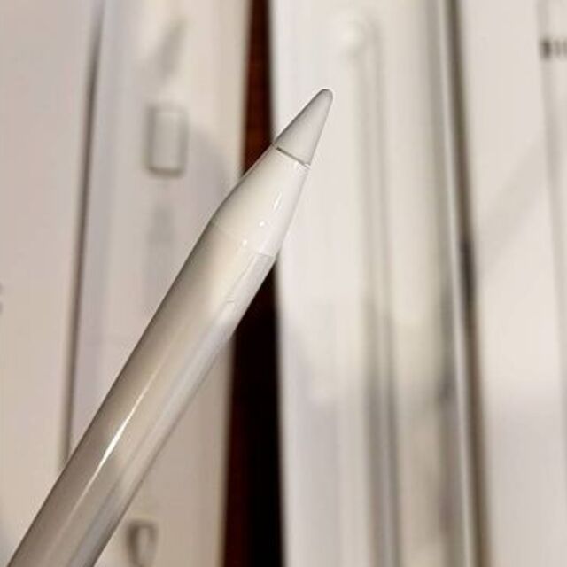 Apple(アップル)の【新品 未使用】Apple Pencil 第1世代 付属品・保証あり スマホ/家電/カメラのPC/タブレット(タブレット)の商品写真