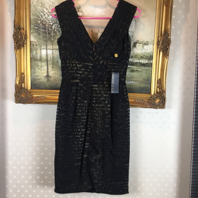 新品☆ TADASHI SHOJI サイズ4Ｐ　ブラック