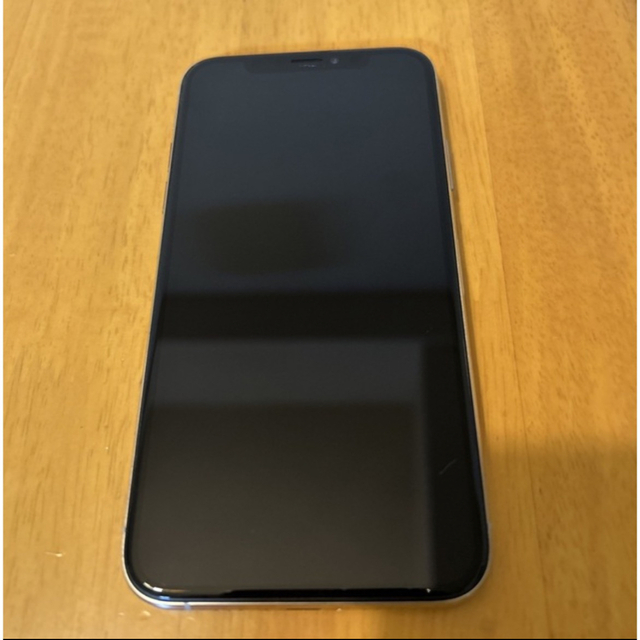 iPhone(アイフォーン)のiPhoneXS ホワイト スマホ/家電/カメラのスマートフォン/携帯電話(スマートフォン本体)の商品写真