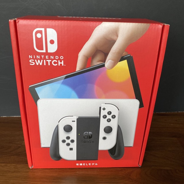 Nintendo Switch(ニンテンドースイッチ)の新品未開封　Nintendo Switch 有機ELモデル  ホワイト エンタメ/ホビーのゲームソフト/ゲーム機本体(家庭用ゲーム機本体)の商品写真