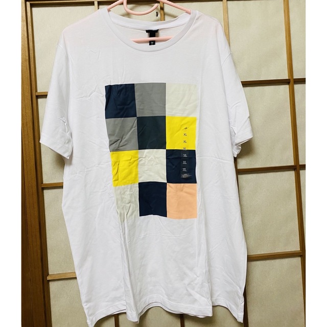 H&M(エイチアンドエム)のメンズ　大きい服 エイチアンドエム　H&M トップス　半袖Tシャツ　XL 新品 メンズのトップス(Tシャツ/カットソー(半袖/袖なし))の商品写真