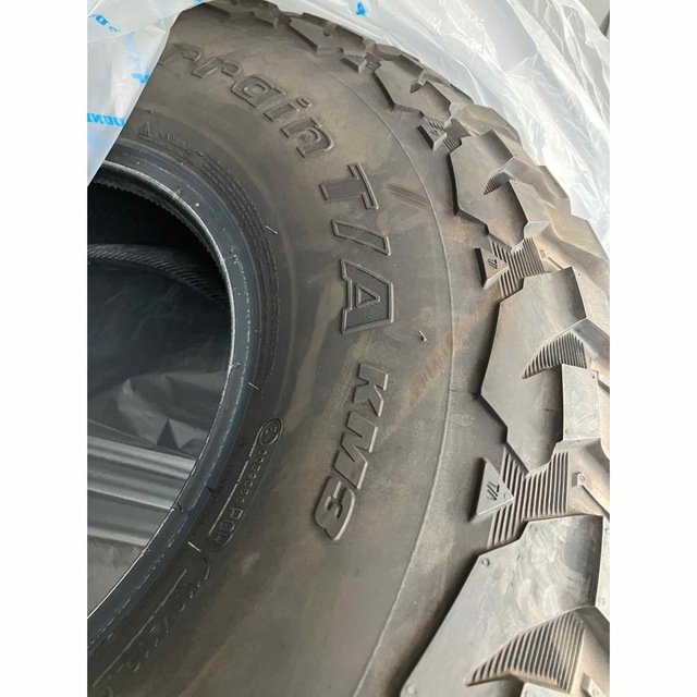 BFグッドリッチ KM3 255/85r16 【初売り】