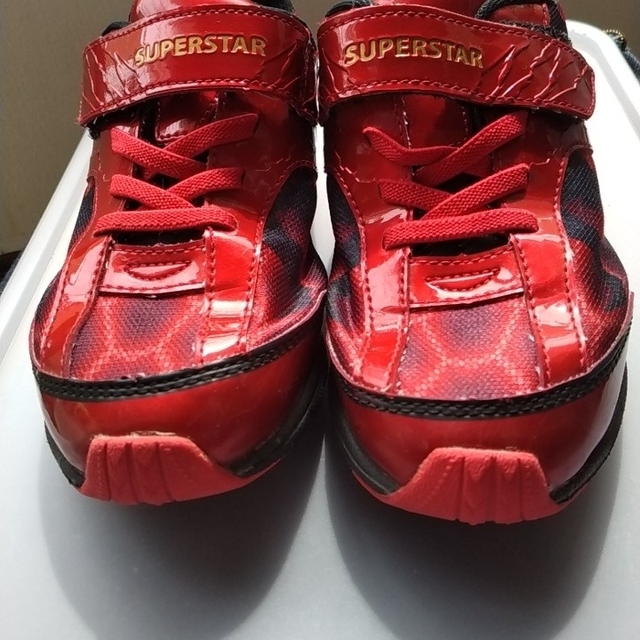 MOONSTAR (ムーンスター)のムーンスター　バネのちから　21ｃｍ　赤 キッズ/ベビー/マタニティのキッズ靴/シューズ(15cm~)(スニーカー)の商品写真
