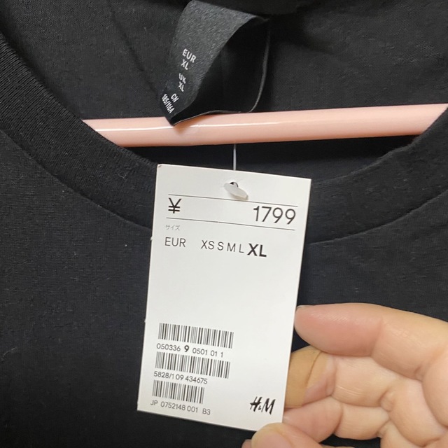 H&M(エイチアンドエム)のメンズ　大きい服 エイチアンドエム　H&M トップス　半袖Tシャツ　XL 新品 メンズのトップス(Tシャツ/カットソー(半袖/袖なし))の商品写真