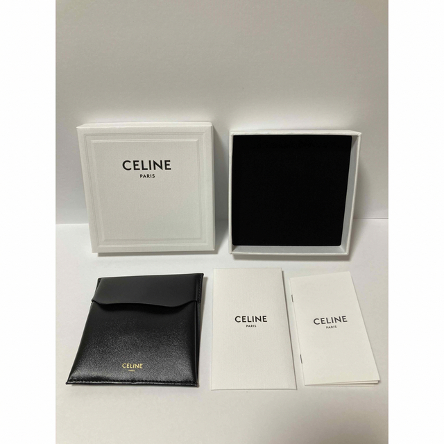 celine(セリーヌ)のCELINE セリーヌ ピアスケース 空箱【美品】【新品】【未使用】 レディースのアクセサリー(その他)の商品写真