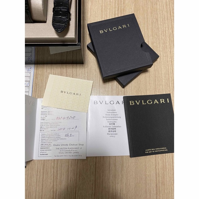 BVLGARI(ブルガリ)のほぼ未使用　ブルガリ　BVLGARI オクト　BG041S  革ベルト新品付き メンズの時計(腕時計(アナログ))の商品写真