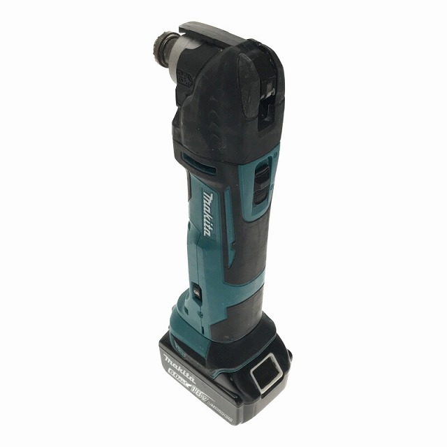 Makita(マキタ)の☆中古品☆ makita マキタ 18V 充電式 マルチツール TM51D 本体＋バッテリー1個(18V 6.0AH)付 内装 コードレス カットソー 68426 自動車/バイクのバイク(工具)の商品写真