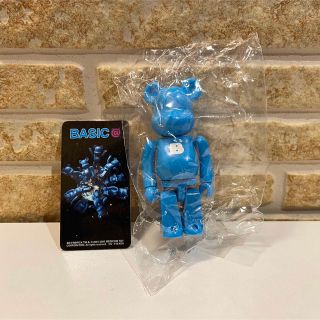 ベアブリック(BE@RBRICK)のベアブリック 100% シリーズ11 ベーシック 【Ｂ】大 ブルー(その他)