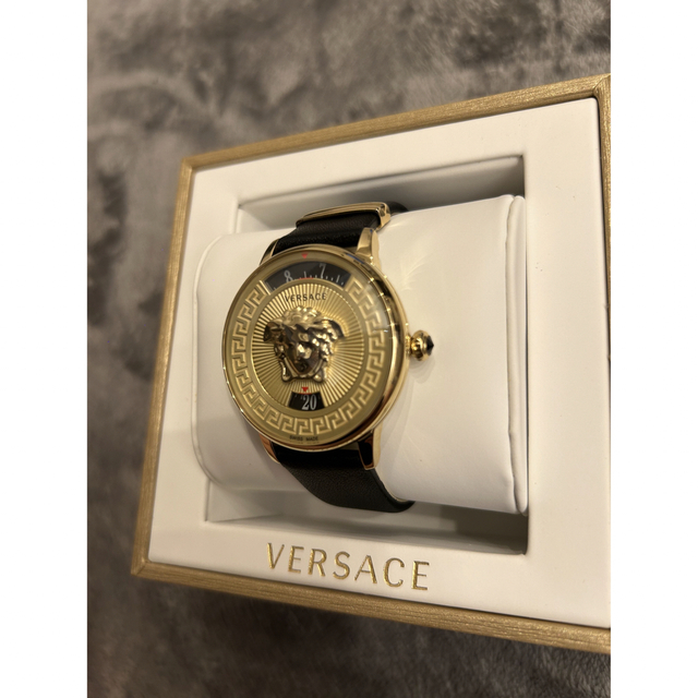 VERSACE(ヴェルサーチ)の[VERSACE ヴェルサーチ] 腕時計VEZ200221 メンズ レディース  メンズの時計(腕時計(アナログ))の商品写真