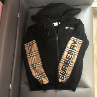 ブランドセレクト 極美品♪バーバリーロンドン TBモノグラムパーカー