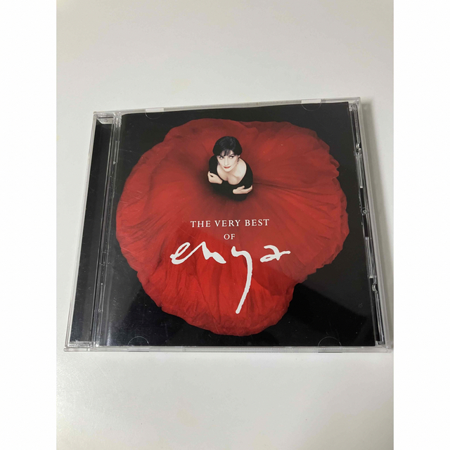 エンヤ～オールタイム・ベスト エンタメ/ホビーのCD(ワールドミュージック)の商品写真