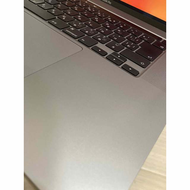 Mac (Apple)(マック)のMacBook Pro 2019 16インチ i9 16GB 1TB スマホ/家電/カメラのPC/タブレット(ノートPC)の商品写真