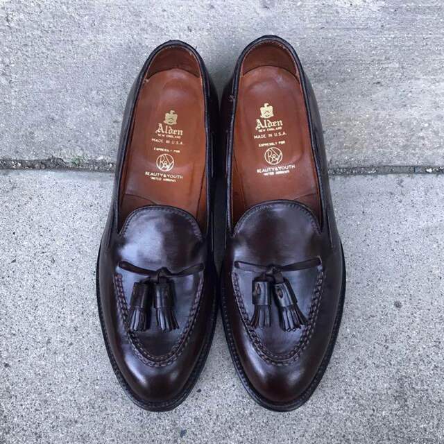 Alden(オールデン)のAlden タッセルローファー コードバン 手縫いモカ 試着程度 メンズの靴/シューズ(スリッポン/モカシン)の商品写真