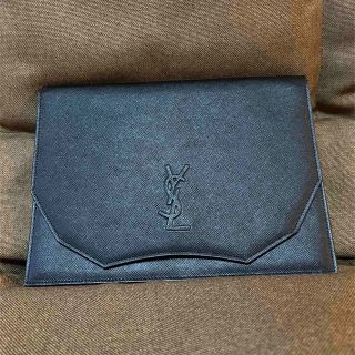 イヴサンローラン(Yves Saint Laurent)のイブサンローラン  クラッチバッグ(クラッチバッグ)