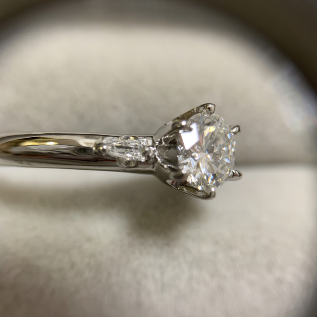 Pt900天然ダイヤリング合計0.662ct レディースのアクセサリー(リング(指輪))の商品写真