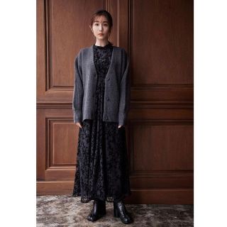 新品】MINAMI TANAKA×CLANE Vネックカーディガン-