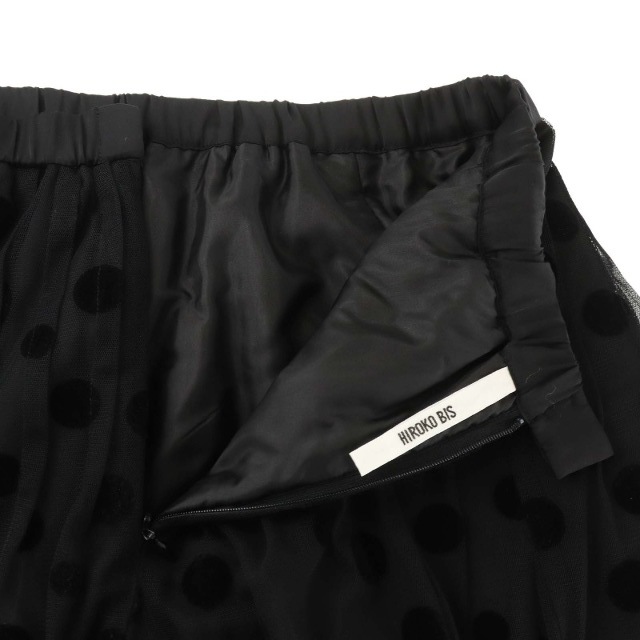 HIROKO BIS(ヒロコビス)のHIROKO BIS フレアスカート ひざ丈 ドット 13AR 黒 ブラック レディースのスカート(ひざ丈スカート)の商品写真