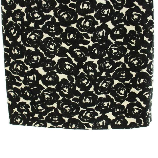 leilian(レリアン)のレリアン タイトスカート ひざ丈 花柄 フラワープリント 大きいサイズ 13 黒 レディースのスカート(ひざ丈スカート)の商品写真