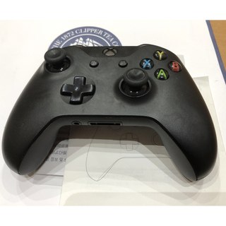 エックスボックス(Xbox)のMicrosoft XBOX ワイヤレス　コントローラー(その他)