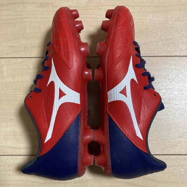 MIZUNO(ミズノ)のミズノ サッカースパイク レビュラ3 ジュニア ワイド 23cm スポーツ/アウトドアのサッカー/フットサル(シューズ)の商品写真