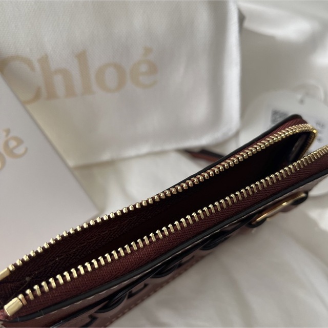 Chloe(クロエ)の【新品・未使用】クロエ カードケース　フラグメントケース　ブラウン レディースのファッション小物(名刺入れ/定期入れ)の商品写真