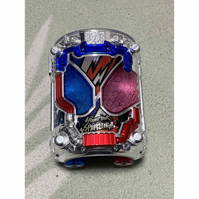 仮面ライダービルド　DXラビットタンクスパークリング　 エンタメ/ホビーのフィギュア(特撮)の商品写真