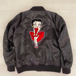 シュプリーム(Supreme)の送料込!!Supreme 16ss bettyboop サテンジャケット 黒 M(スタジャン)