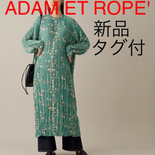 アダムエロぺ(Adam et Rope')の【新品タグ付】 ADAM ET ROPE' プリント柄ロングプリーツワンピース(ロングワンピース/マキシワンピース)