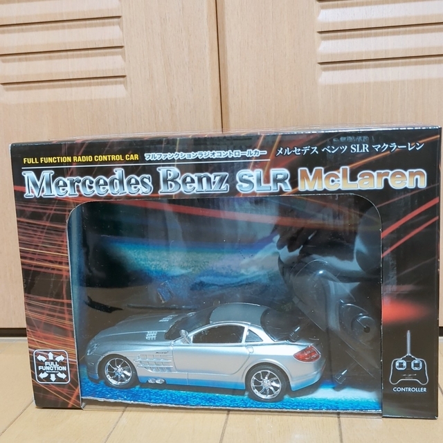 ❤★SALE★メルセデスベンツSLR マクラーレン★配送無料 エンタメ/ホビーのおもちゃ/ぬいぐるみ(ミニカー)の商品写真