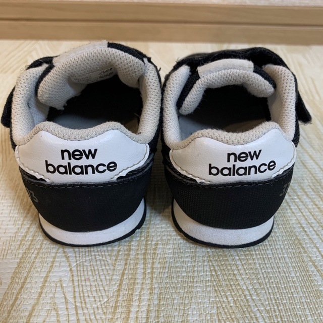 New Balance(ニューバランス)のニューバランス 373 13センチ ブラック スニーカー キッズ 子供 キッズ/ベビー/マタニティのベビー靴/シューズ(~14cm)(スニーカー)の商品写真