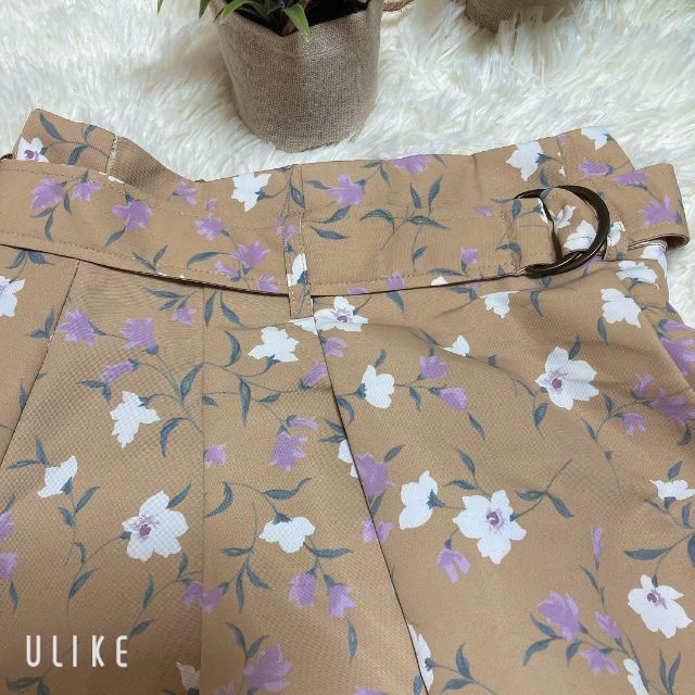 dazzlin(ダズリン)の❇️A668❇️dazzlin⚜️花柄フレアスカート⚜️ レディースのスカート(ひざ丈スカート)の商品写真