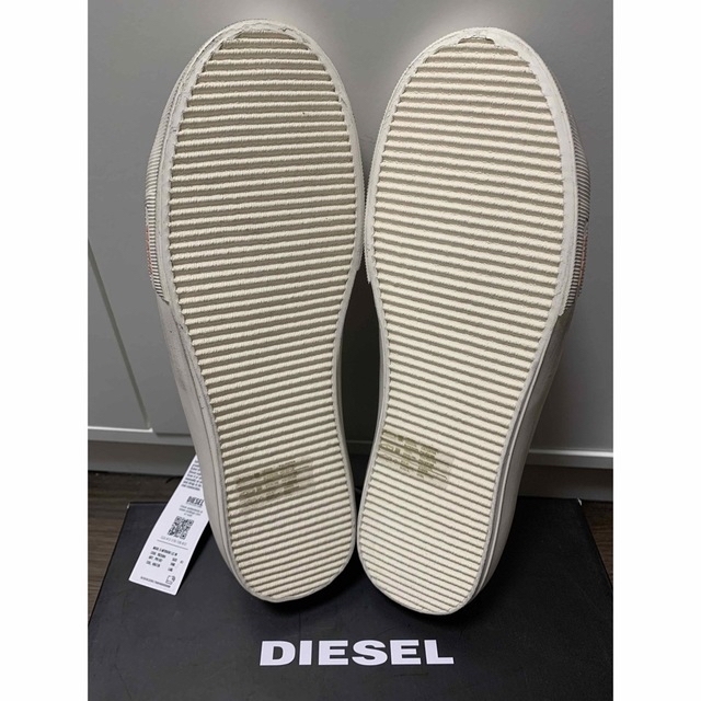 DIESEL(ディーゼル)の新品タグ付  26.5㎝ DIESEL ヴィンテージ　ディーゼル　スニーカー レディースの靴/シューズ(スニーカー)の商品写真