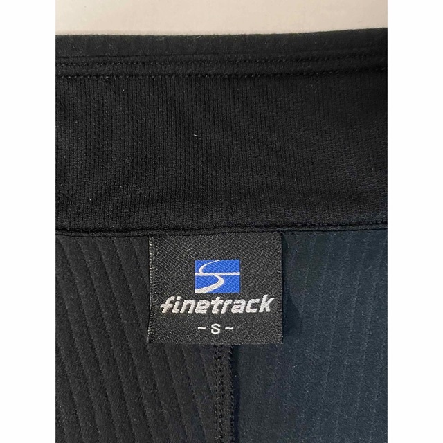 finetrack(ファイントラック)のファイントラック 中厚手ミッドレイヤー ジャケット　メンズS    ブラック スポーツ/アウトドアのアウトドア(登山用品)の商品写真