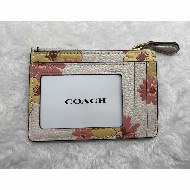 COACH(コーチ)のCOACH パスケース IDケース コインケース  レディースのファッション小物(パスケース/IDカードホルダー)の商品写真
