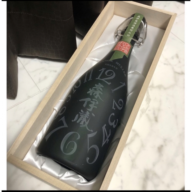 FRANCK MULLER(フランクミュラー)の⭐️フランクミュラー 30th コラボ 森伊蔵 焼酎 2022 木箱入り ⭐️ 食品/飲料/酒の酒(焼酎)の商品写真